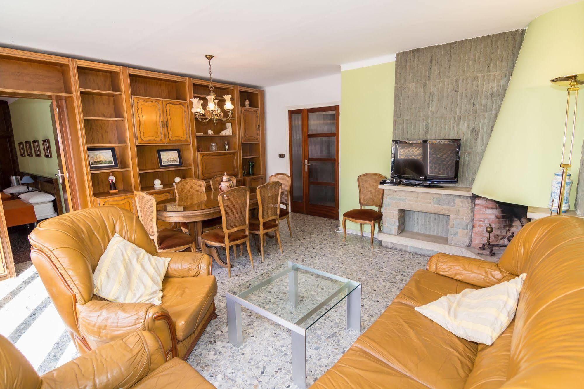 Apartamento Agi Joan Badosa Rosas Exterior foto